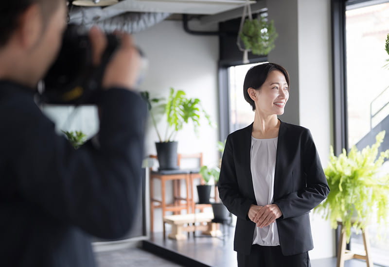 2.ポートレート撮影（スタッフ／経営者プロフィール等）